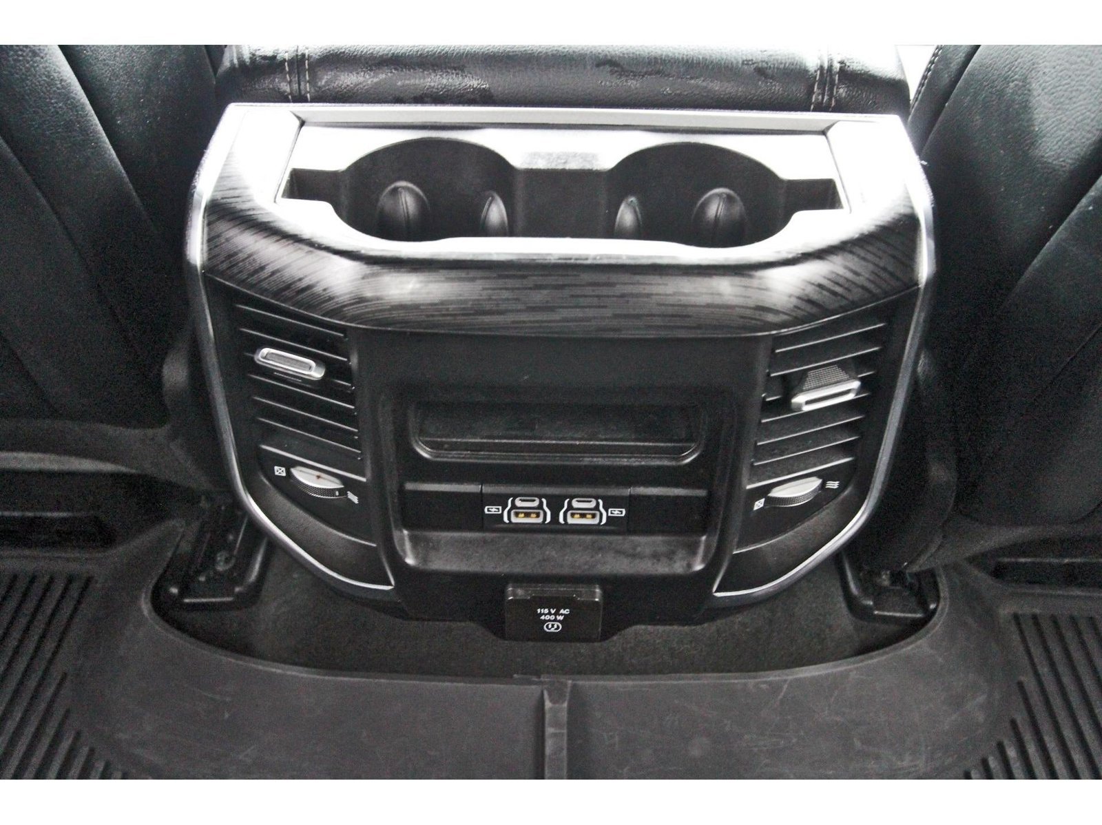 Used 2023 RAM 1500 Laramie AWD/4WD image 15