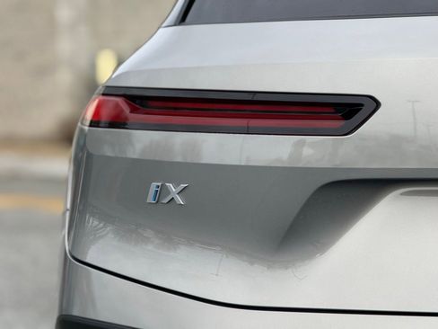 Certified 2024 BMW iX xDrive50 w/ Radiant Heating Package image 16