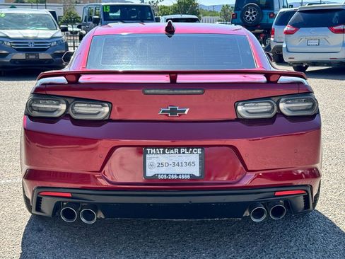 Used 2021 Chevrolet Camaro SS RWD image 6