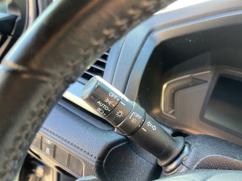 Used 2023 Honda Odyssey EX-L image 20