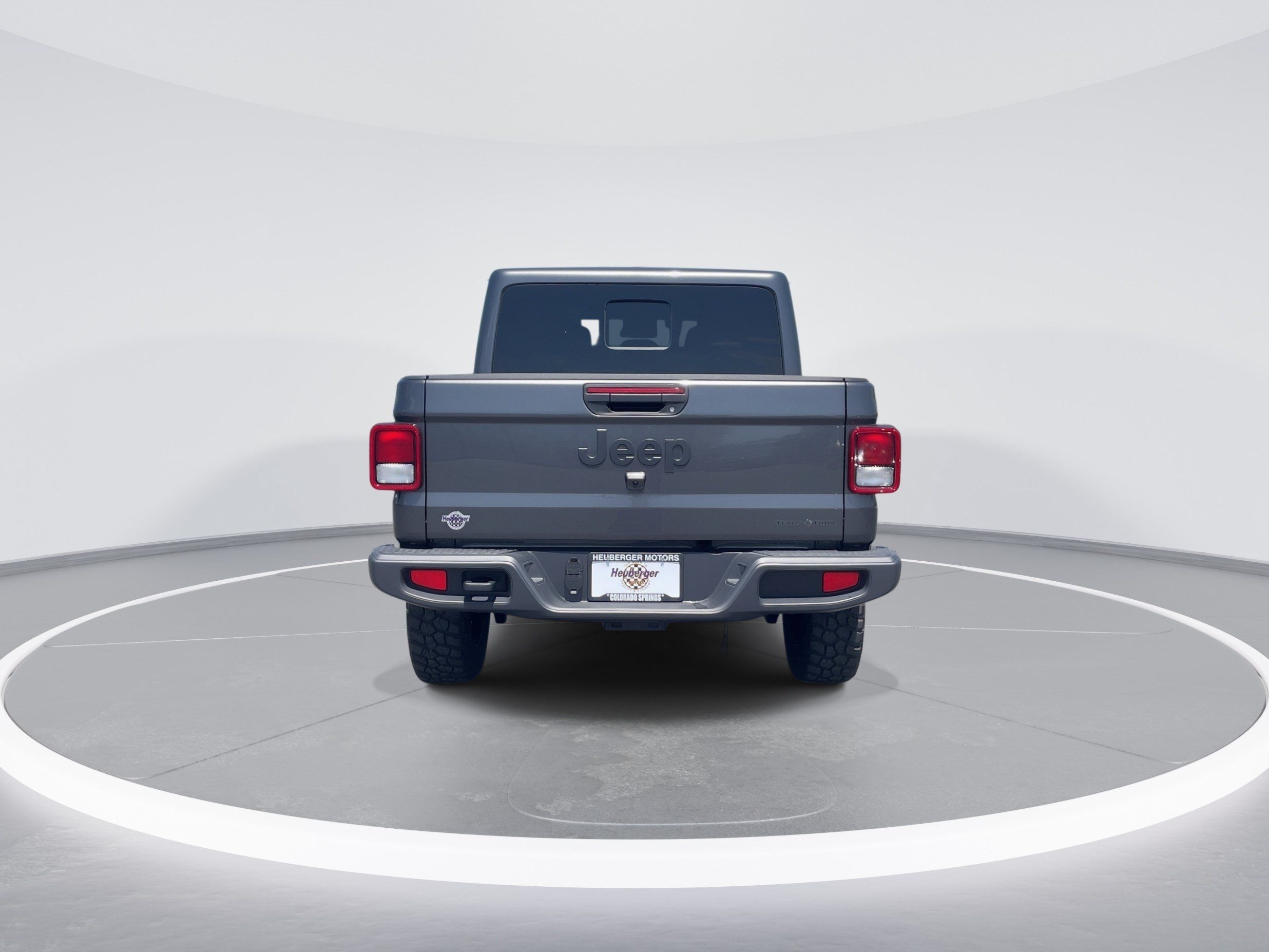 Used 2025 Jeep Gladiator Sport AWD/4WD image 6