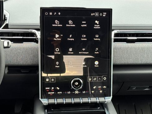 New 2026 GMC Sierra EV Elevation image 23