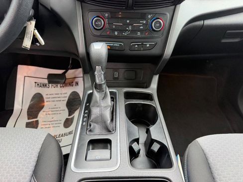 Used 2017 Ford Escape SE FWD image 15