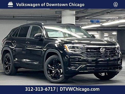 New 2026 Volkswagen Atlas Cross Sport SEL R-Line image 2