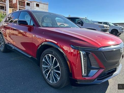 Used 2024 Cadillac Lyriq Sport w/ LPO, Floor Liner Package AWD/4WD image 2