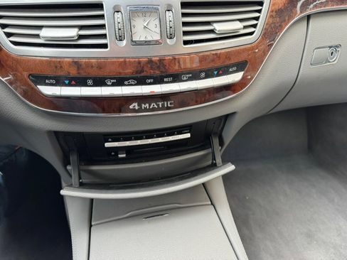 Used 2009 Mercedes-Benz S 550 4MATIC image 21