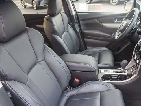 Used 2022 Subaru Ascent Limited w/ Technology Package image 11