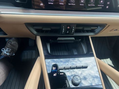 New 2025 Porsche Cayenne Coupe image 21