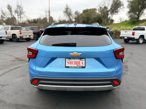 New 2026 Chevrolet Trax LT w/ LT Convenience Package image 5