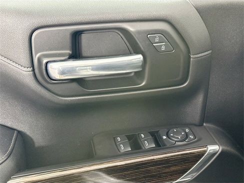 Used 2020 GMC Sierra 1500 Elevation image 23
