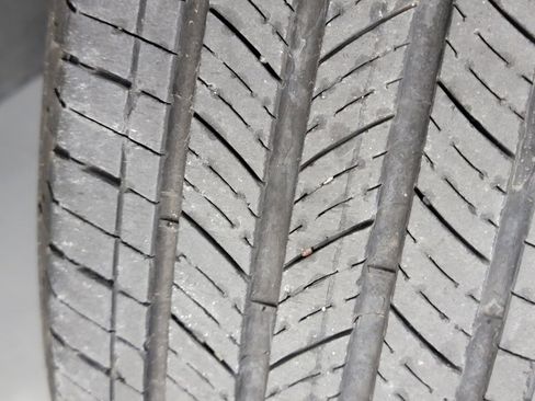 Certified 2022 Toyota RAV4 XLE Premium image 31