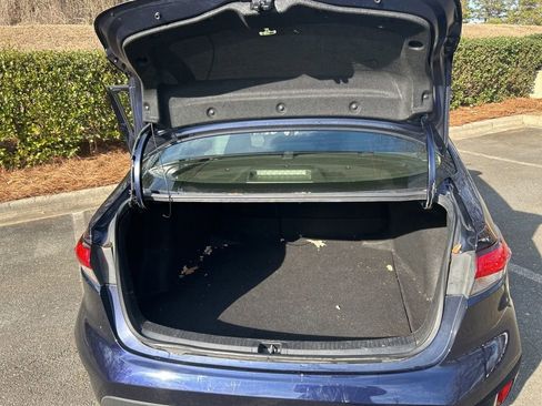 Used 2020 Toyota Corolla LE image 25