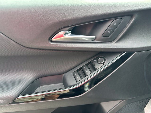 Certified 2026 Chevrolet Equinox LT AWD/4WD image 17