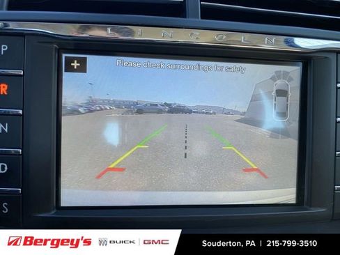 Used 2017 Lincoln Continental Reserve w/ Climate Package image 17