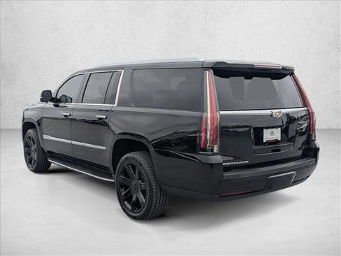 Used 2018 Cadillac Escalade ESV Premium Luxury AWD/4WD image 8