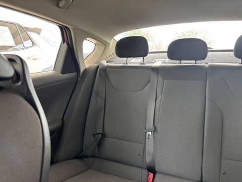 Used 2025 Kia K4 FWD image 40