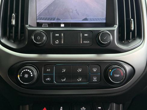 Used 2020 Chevrolet Colorado LT w/ LT Convenience Package image 27