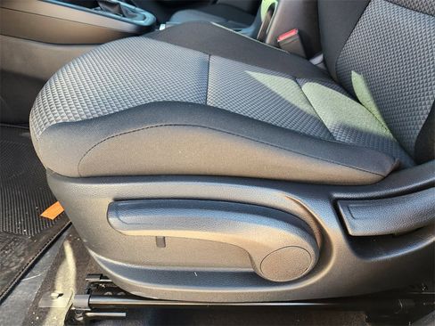 New 2025 Kia Soul LX image 18