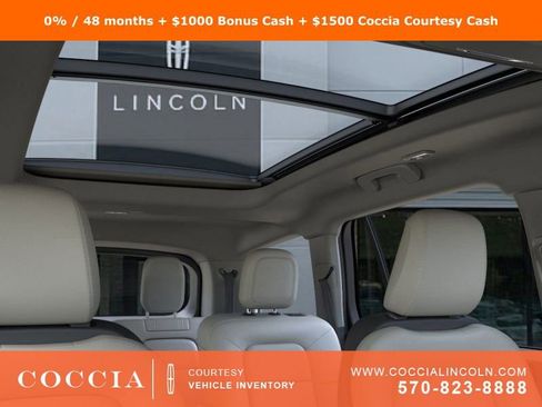 New 2025 Lincoln Aviator AWD image 22