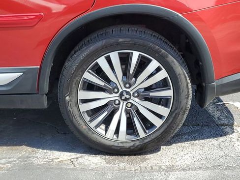 Used 2019 Mitsubishi Outlander SE FWD image 31