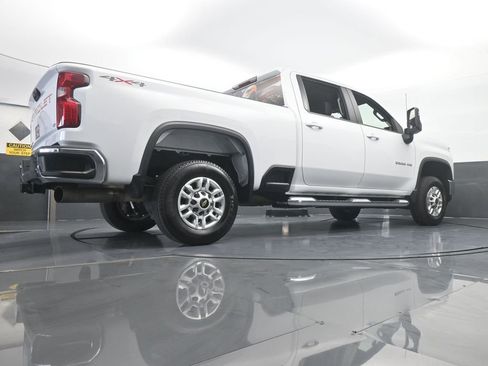 Used 2024 Chevrolet Silverado 2500 LT w/ Convenience Package image 65