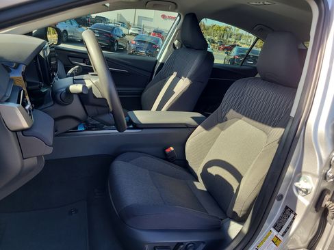 Certified 2025 Toyota Camry LE w/ Convenience Package image 19