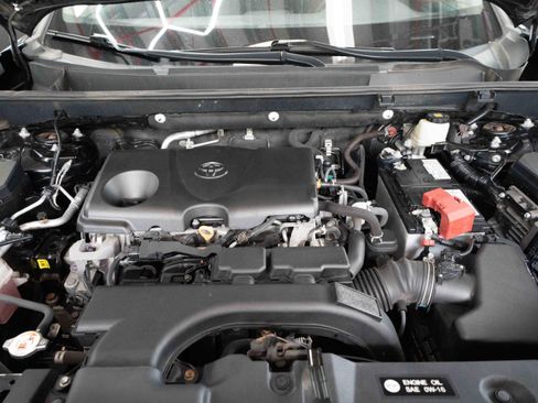 Used 2020 Toyota RAV4 XLE w/ Convenience Package AWD/4WD image 32