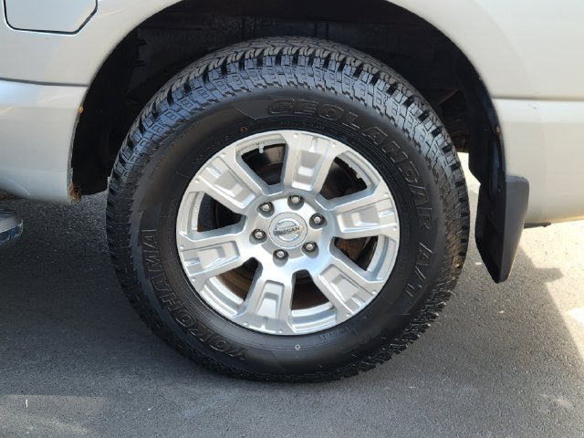 Used 2017 Nissan Titan SV AWD/4WD image 28
