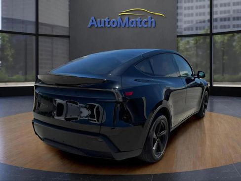 Used 2026 Tesla Model Y Long Range AWD/4WD image 10