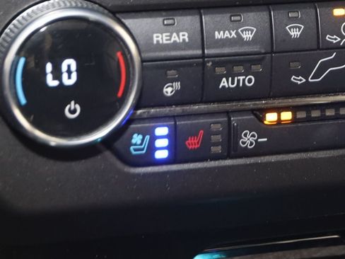 Used 2021 Ford Expedition Max Limited AWD/4WD image 8