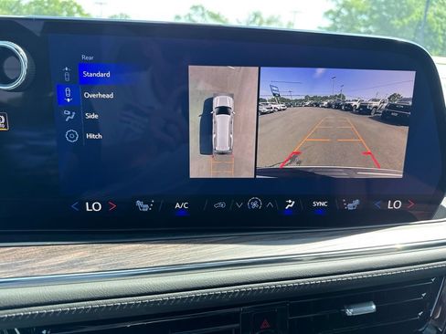 New 2026 Chevrolet Suburban Z71 w/ Z71 Off-Road Package AWD/4WD image 42