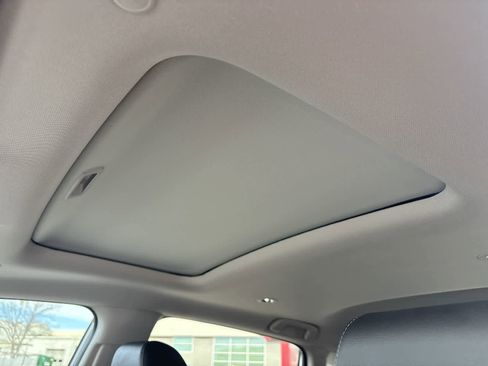 Used 2025 Honda HR-V EX-L image 25