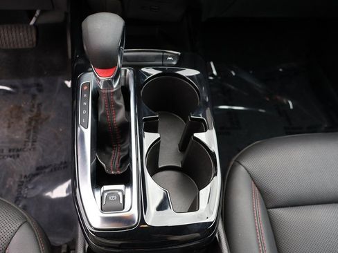 Used 2024 Chevrolet Trax RS w/ Sunroof Package FWD image 56