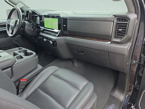 Used 2025 GMC Sierra 1500 SLT AWD/4WD image 6