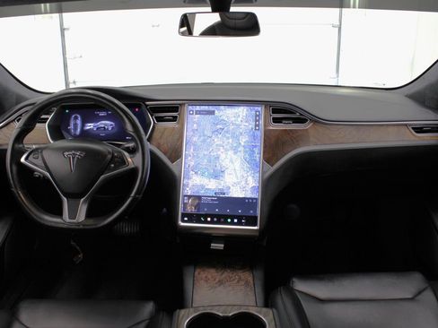 Used 2017 Tesla Model S 75D image 51