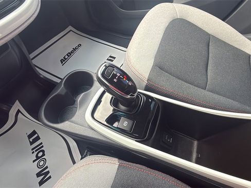 Used 2021 Chevrolet Bolt LT image 27