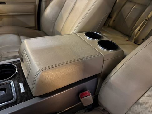 Used 2017 Ford Expedition EL Limited w/ Equipment Group 301A image 21