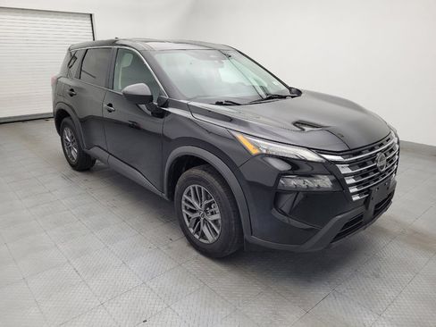 Used 2024 Nissan Rogue S AWD/4WD image 11