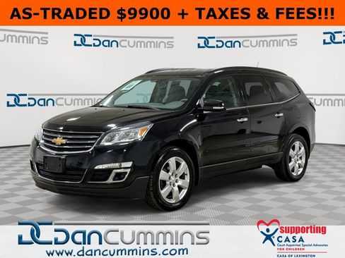 Used 2017 Chevrolet Traverse LT w/ Style and Technology Package image 1