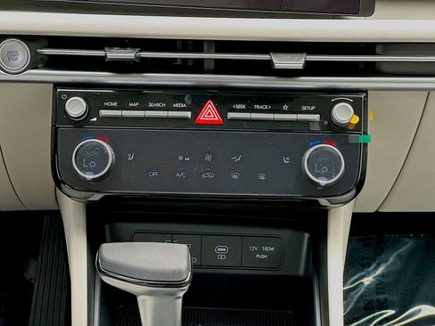 New 2026 Hyundai Tucson SEL FWD image 16