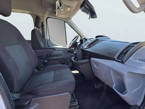 Used 2017 Ford Transit 150 XLT RWD image 16