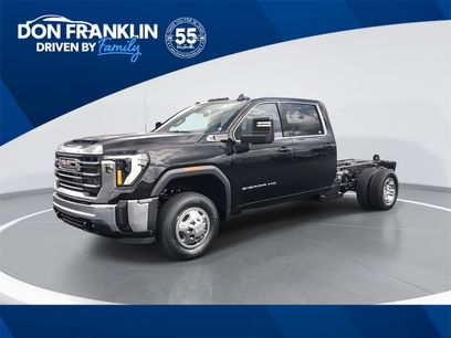 New 2026 GMC Sierra 3500 SLE w/ SLE Convenience Package
