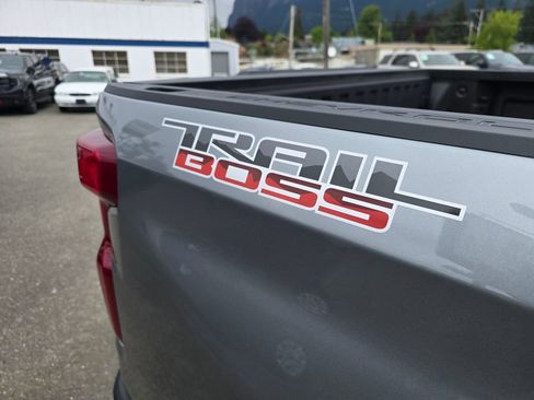 New 2026 Chevrolet Silverado 1500 LT Trail Boss w/ LT Trail Boss Premium Package AWD/4WD image 17