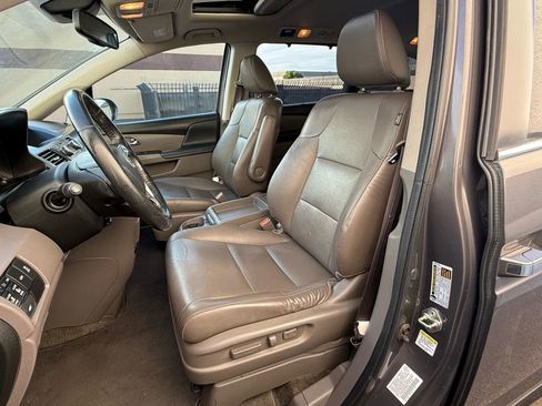 Used 2015 Honda Odyssey EX-L image 16