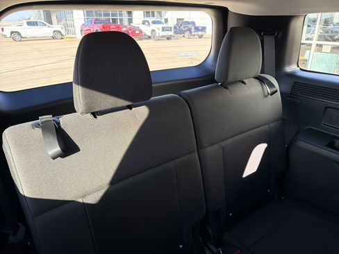 New 2026 Hyundai Santa Fe SE image 9