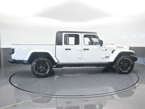 New 2026 Jeep Gladiator Willys image 7