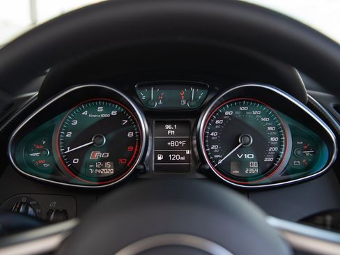 Used 2014 Audi R8 V10 AWD/4WD image 39