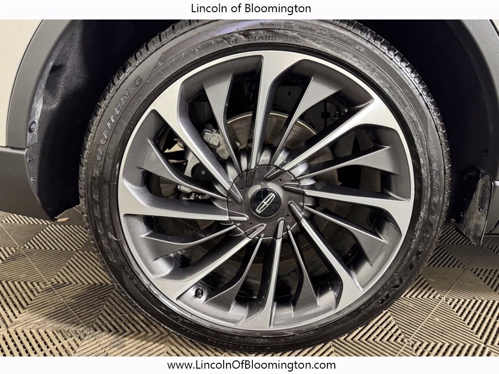 Used 2025 Lincoln Aviator Reserve w/ Equipment Group 201A AWD/4WD image 25