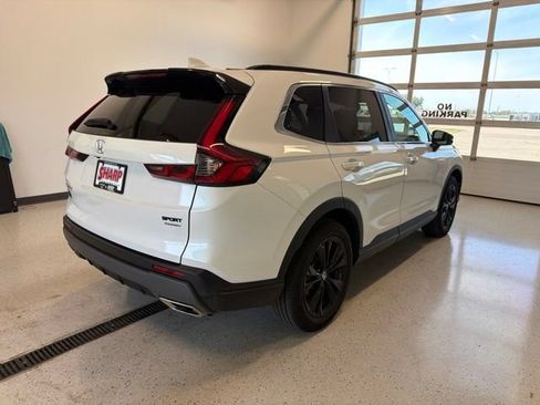 Used 2024 Honda CR-V Sport Touring image 8