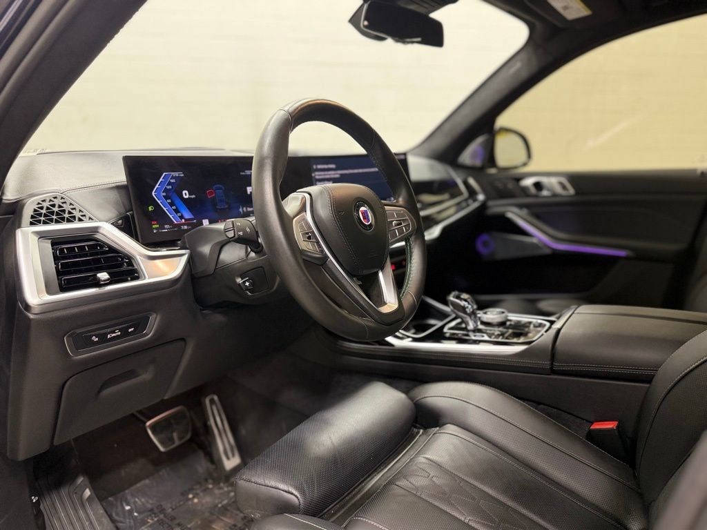Used 2025 BMW ALPINA XB7 AWD/4WD image 25